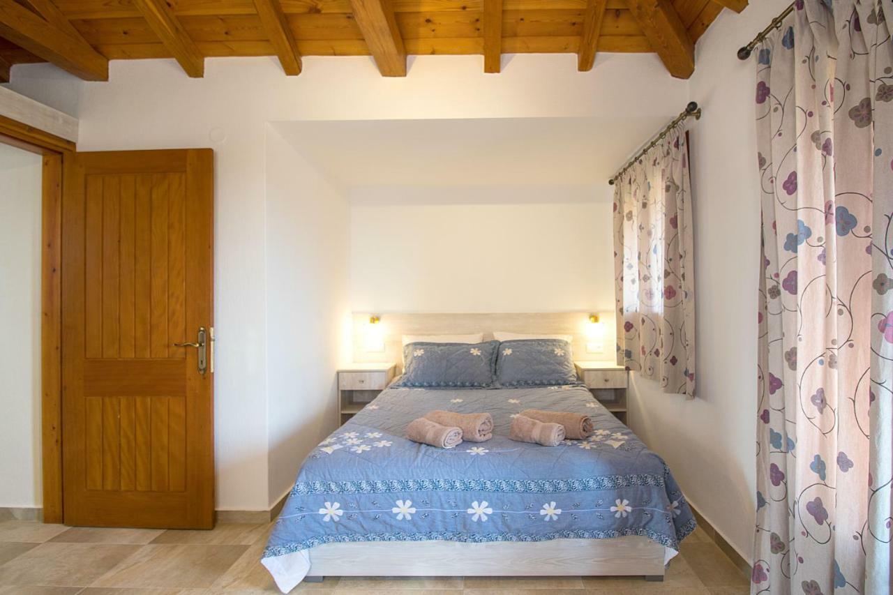 Armamento Villa Moni Evaggelistrias Exteriér fotografie
